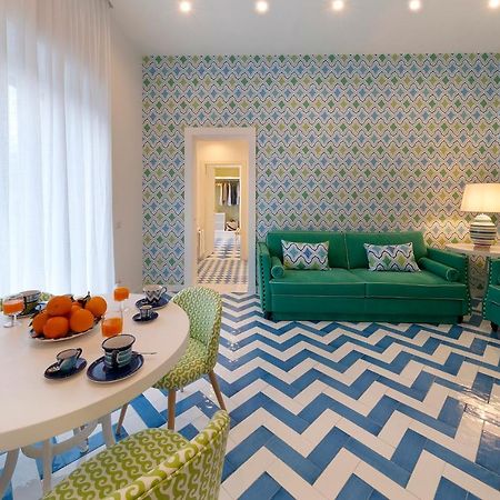 Sorrentovibes - Design Holiday Home In Sorrento City Center Exteriör bild