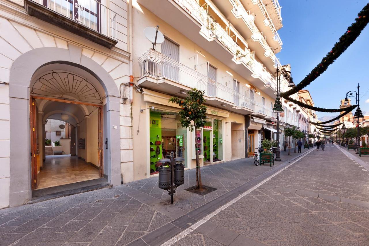Sorrentovibes - Design Holiday Home In Sorrento City Center Exteriör bild